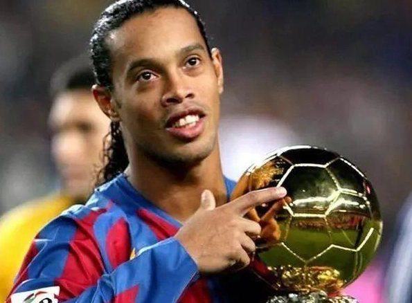 赛季的表现 赛季的表现