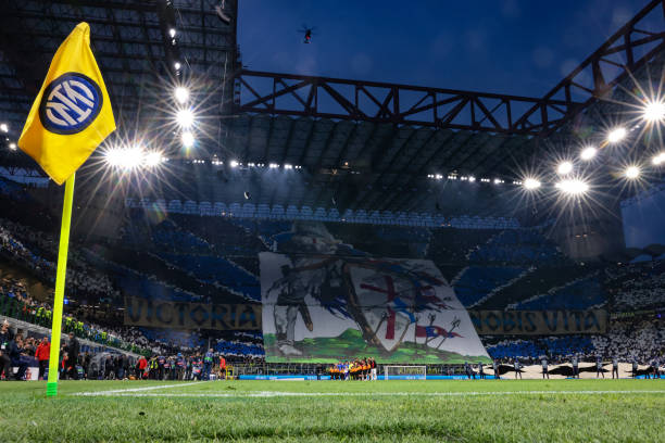 范乔丹携手 范乔丹携手