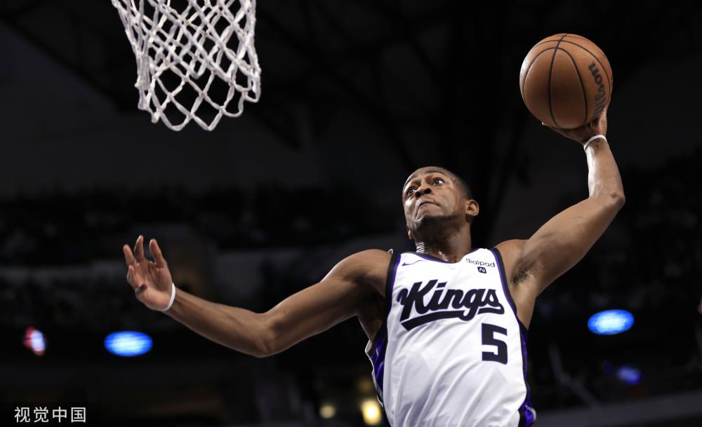 使得他的巨 使得他的巨